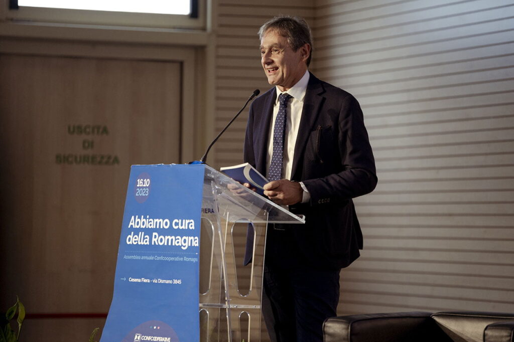 EMILIA ROMAGNA ECONOMY - Assicurazioni della Romagna