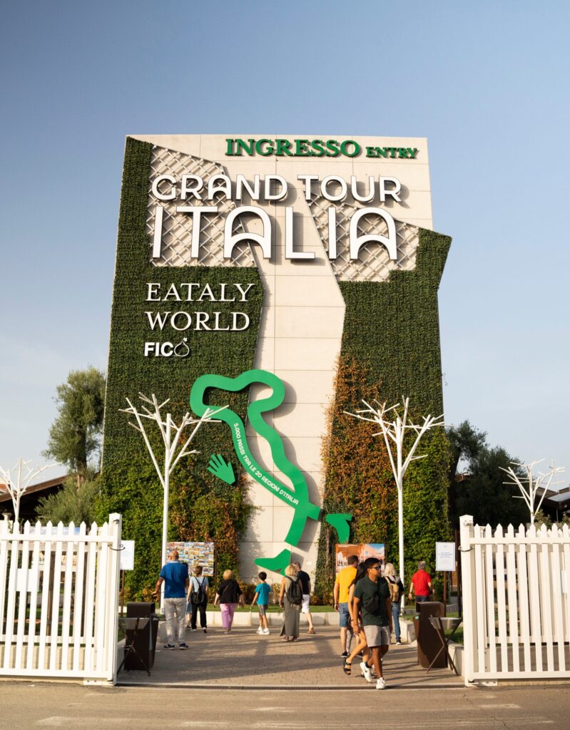 EMILIA ROMAGNA ECONOMY - Grand tour italia: elogio del turismo di massa||EMILIA ROMAGNA ECONOMY - Grand tour italia: elogio del turismo di massa