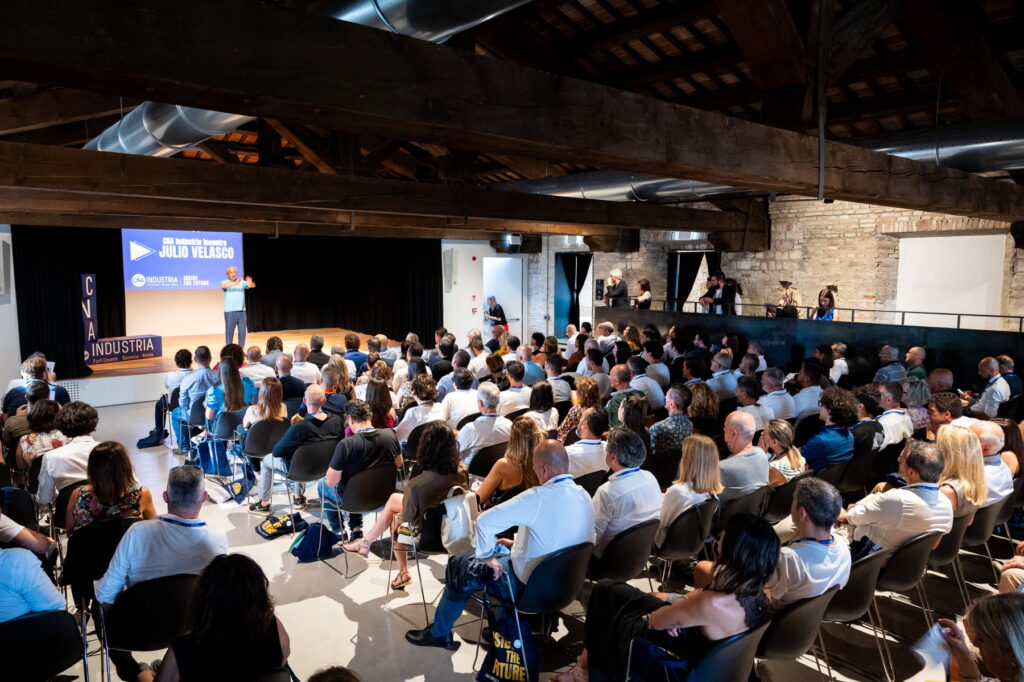 Emilia Romagna Economy - Julio Velasco: a scuola di leadership