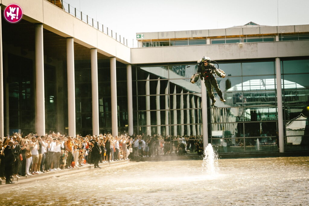EMILIA ROMAGNA ECONOMY - Flying show al WMF